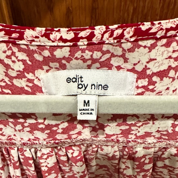 Tie-Front Floral Blouse in Red and Cream - Picture 2 of 7